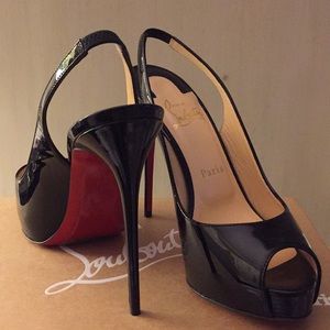 Unworn Christian Louboutin Peep Toe Pump 120mm